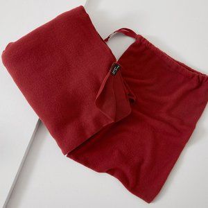 Short Stories Travel Blanket - Ruby Wine